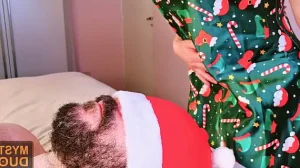 Getting into the Christmas spirit with a nipple orgasm – Myst Duo